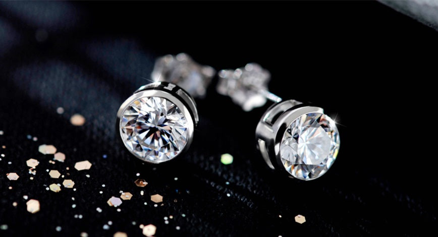 Bedazzling Stud Earrings