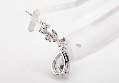 Modern Lady Dangle Earrings