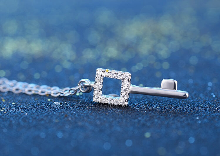 Quadrate Key Necklace - Rose Gold
