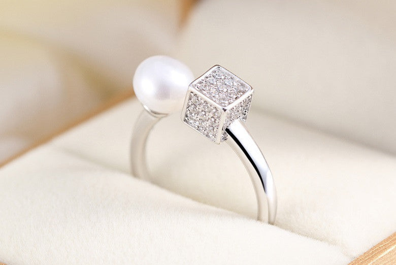 Pearl Cube Ring