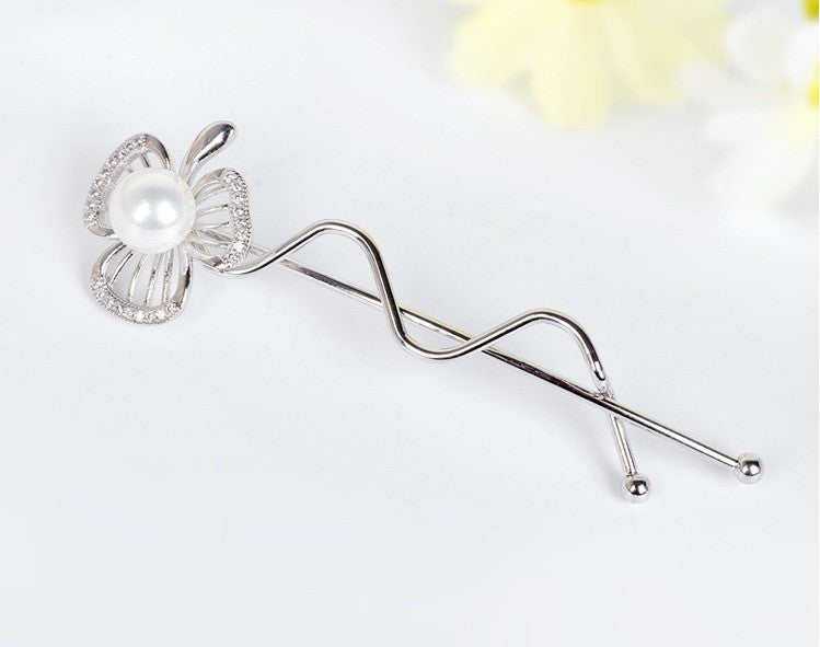 Clover Pearl Hair Pin